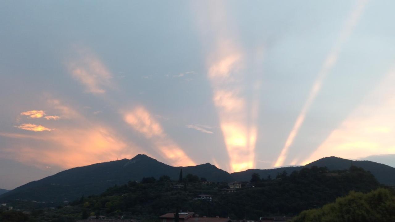 Agriturismo Renzano Garden Apartments Salò Dış mekan fotoğraf