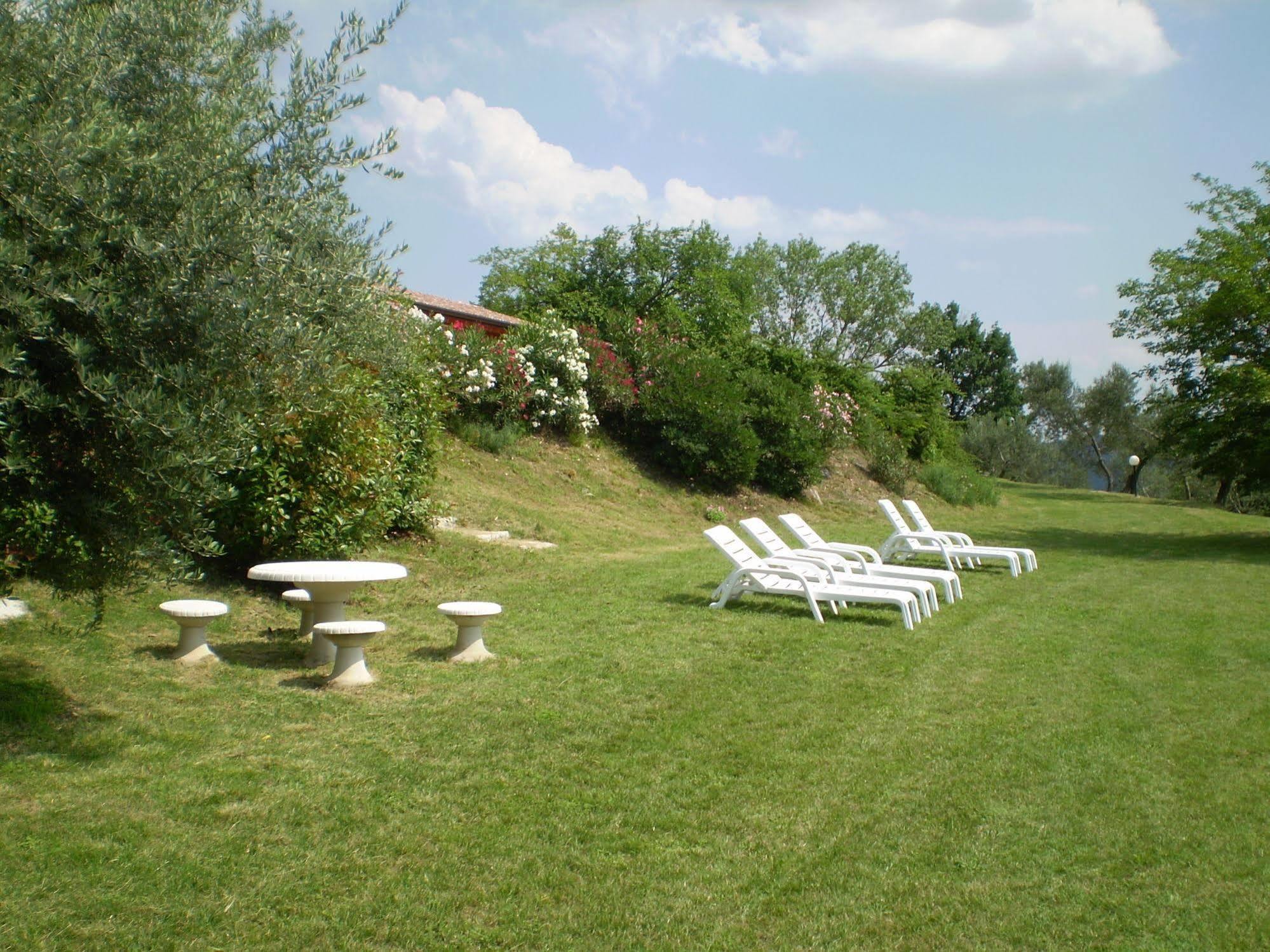 Agriturismo Renzano Garden Apartments Salò Dış mekan fotoğraf